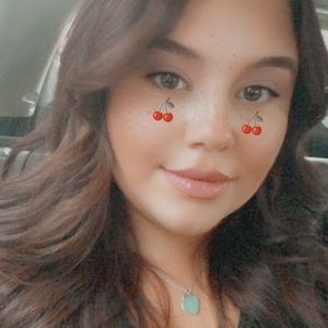 Meet your Posher, Alessia